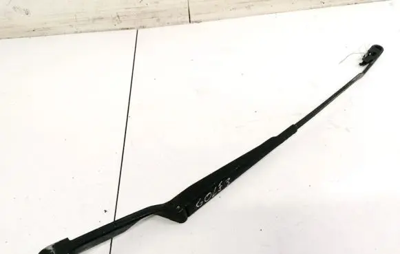 Volkswagen Golf III Front wiper blade arm 1H1955409C