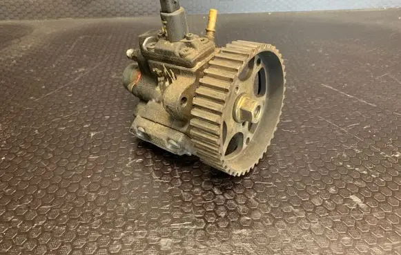 Citroen C5 Fuel injection high pressure pump 0281002497 0281002492