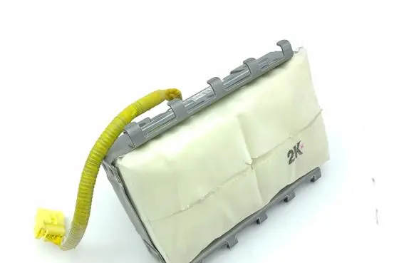 Toyota Prius (XW20) Passenger airbag 8214047020
