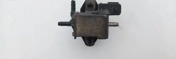 Volkswagen Golf III Turbo solenoid valve 1H0906300