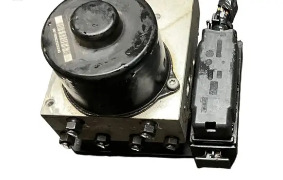 Volkswagen Touareg I ABS Pump 7L0614111F