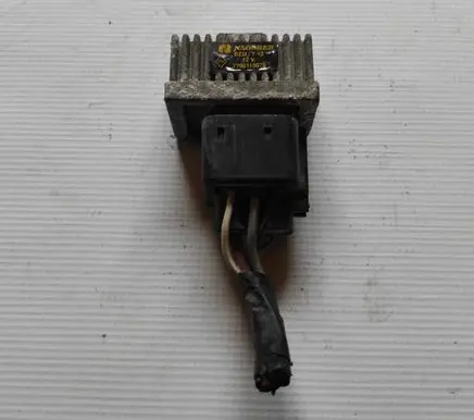 Renault Kangoo I Glow plug pre-heat relay 7700115078