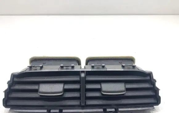 Honda Civic Dashboard side air vent grill/cover trim 