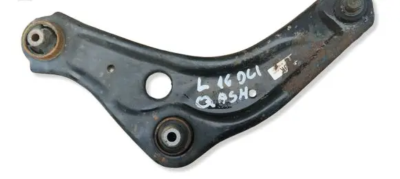 Nissan Qashqai Front lower control arm/wishbone WAHACZLEWYQASHQAI