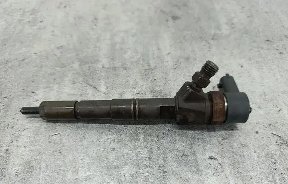 Alfa Romeo 159 Fuel injector 0445110243