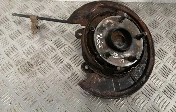 Toyota Corolla Verso AR10 Rear wheel hub 424500F010 465100F010