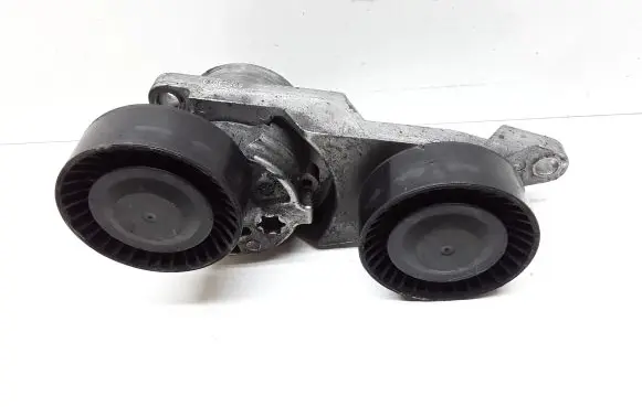Volvo XC90 Generator/alternator belt tensioner 20220330
