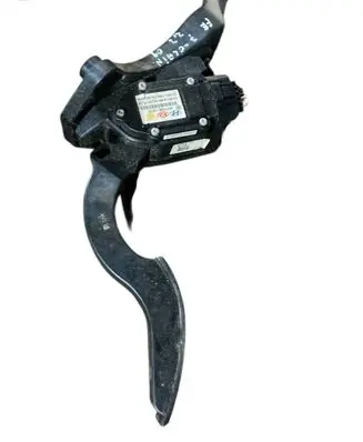 Hyundai Santa Fe Accelerator throttle pedal BBP1103A2B100 173324