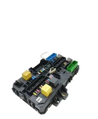 Opel Zafira B Fuse module 13220829 5DK00866943