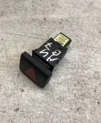 Audi A4 S4 B7 8E 8H Hazard light switch 8e0941509