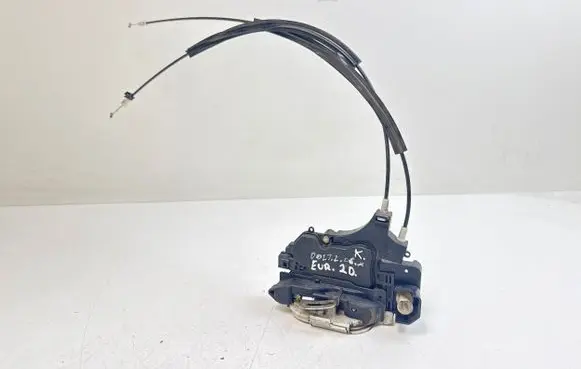 Mitsubishi Colt Front door lock
