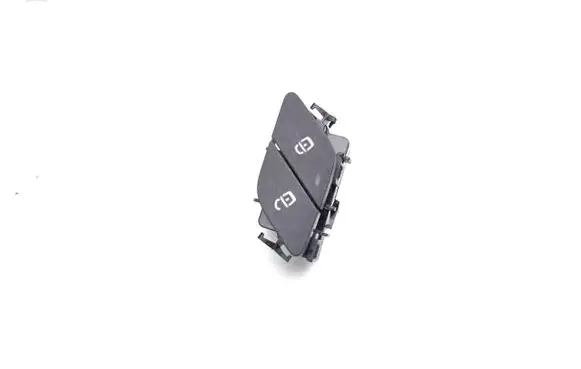 Mercedes-Benz A W176 Central locking switch button A2479052301