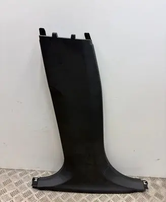Mini Countryman U25 (B) pillar trim (bottom) 5A18333