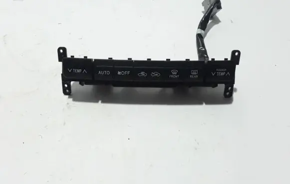 Toyota Land Cruiser (J120) Air conditioner control unit module 6559440070