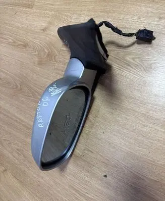 SsangYong Rexton Front door electric wing mirror 012180 012181 022180