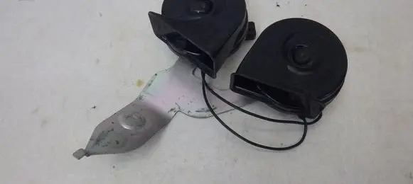 Renault Captur Horn signal 007042