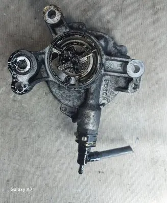 Ford Galaxy Vacuum pump D1651B 26113