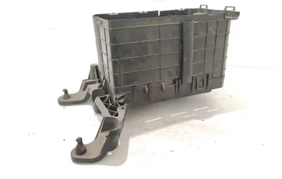 Volkswagen Golf V Battery box tray 1K0915333B