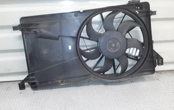 Ford Focus Electric radiator cooling fan 0130307142 3M5H8C607RJ