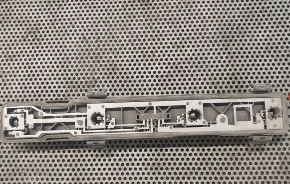 Mercedes-Benz Vito Viano W639 Tail light bulb cover holder