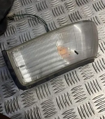 Mazda 626 Front indicator light 21061272L