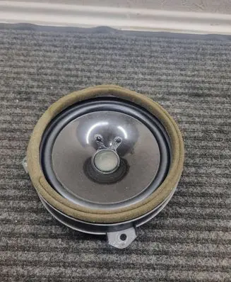 Subaru XV I Front door high frequency speaker 86301FC002