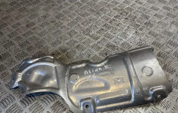 Exhaust heat shield