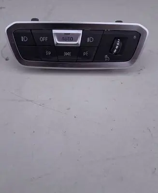 BMW X5 G05 Light switch 9461132