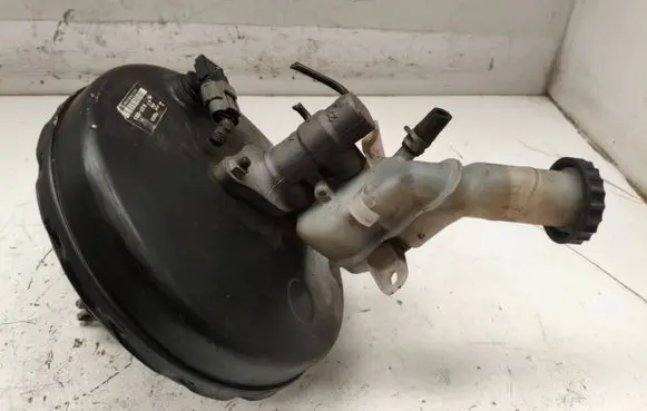 Mitsubishi Outlander Brake booster 4680A239