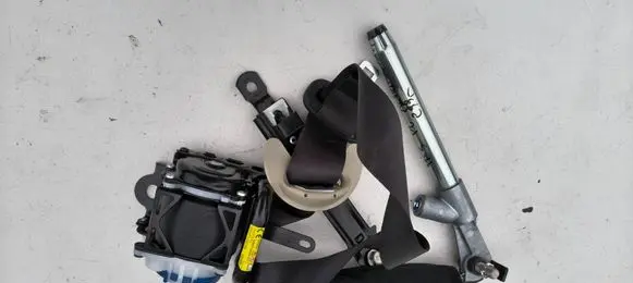 Mitsubishi Outlander Front seatbelt 0589P1000146