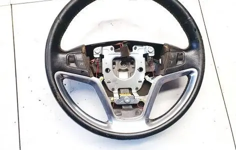 Opel Antara Steering wheel