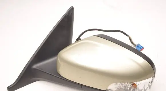Volvo S40 Front door electric wing mirror 