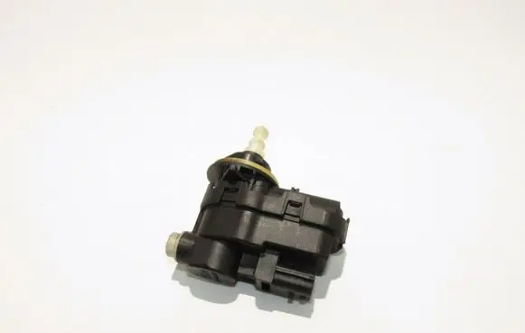 Peugeot 3008 I Headlight level adjustment motor 89037159