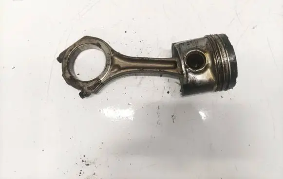 Audi A4 S4 B6 8E 8H Piston with connecting rod
