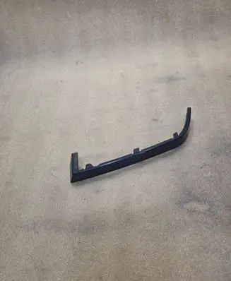 BMW 3 E46 Rear/tail light trim molding 7020080