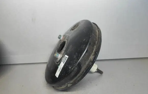 Audi A4 S4 B5 8D Brake booster 8D0612105A