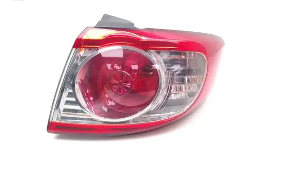 Hyundai Santa Fe Rear/tail lights 92402-2B5