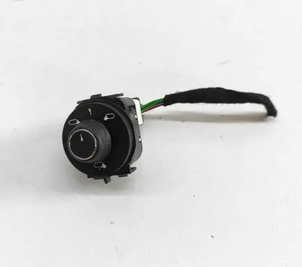 Citroen C3 Wing mirror switch 9817840980