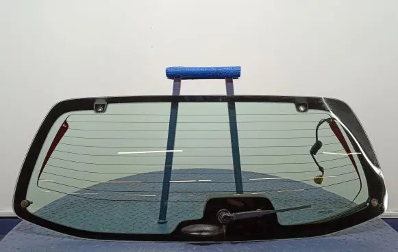 Mazda Tribute Rear windscreen/windshield window 