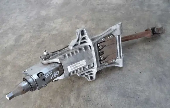 Volvo V50 Steering wheel axle P30776213