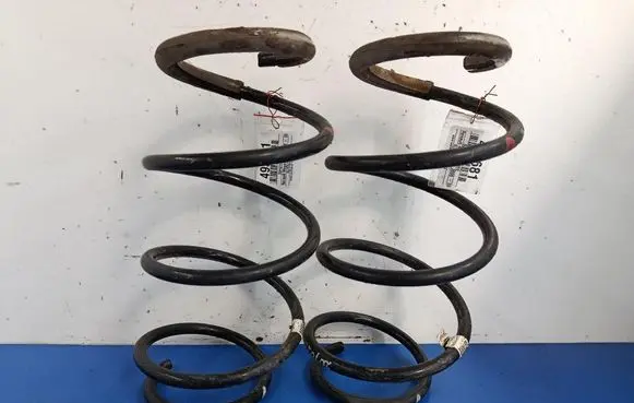 Renault Megane III Front coil spring 