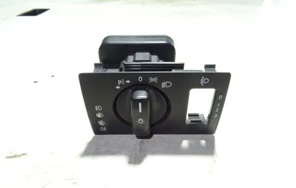 Mercedes-Benz B W245 Light switch 1695451304