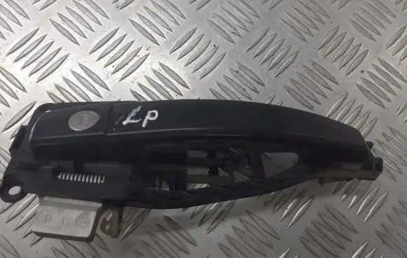 Opel Zafira B Front door interior handle