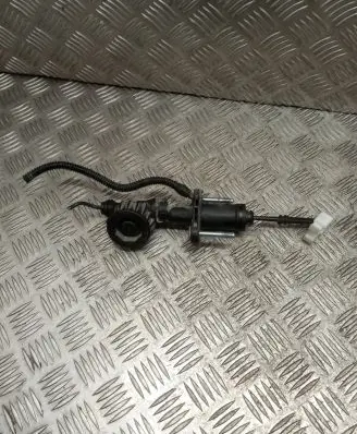 Opel Insignia A Clutch slave cylinder 
