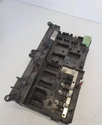 BMW X5 E53 Fuse module 8380409