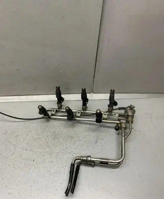 Cadillac CTS Fuel injectors set 0280156045