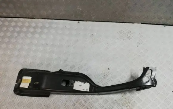 Tail light part