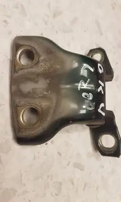 Mitsubishi L200 Rear door upper hinge