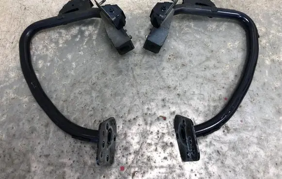 Maserati Quattroporte Tailgate/trunk/boot hinge