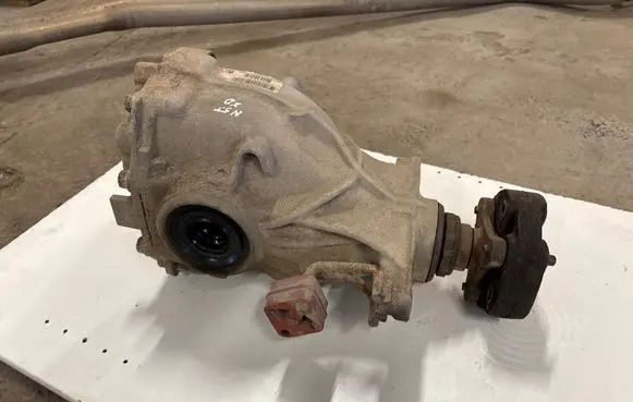 BMW 5 F10 F11 Rear differential 758444805 9111061400800003